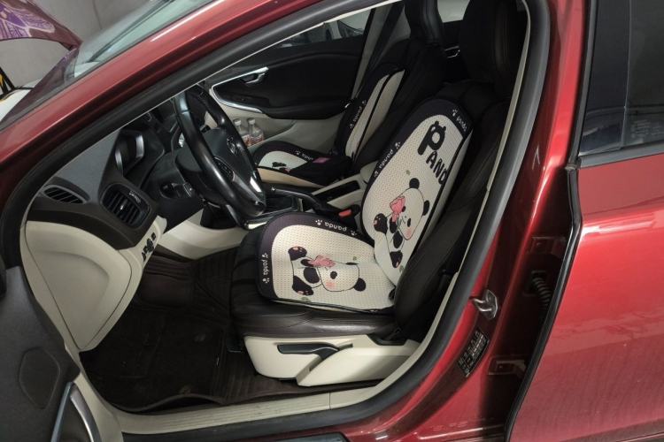 Used Volvo V40 2015 1.6T Zhiyi Edition Left Front Seat