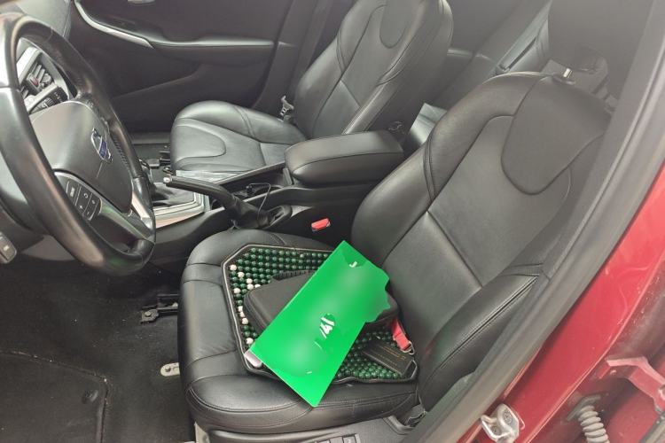 Used Volvo V40 2015 1.6T Zhiya Edition Left Front Seat