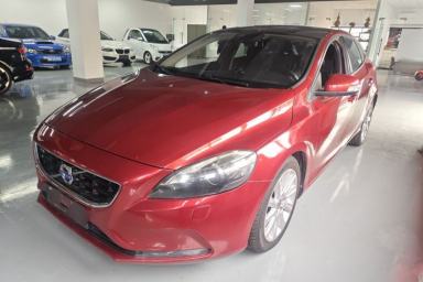 Used Volvo V40 2015 1.6T Zhiyi Edition