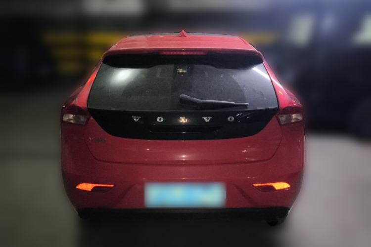 Used Volvo V40 2015 1.6T Zhiyi Edition Rear