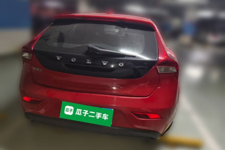 Used Volvo V40 2015 1.6T Zhiyi Edition Rear