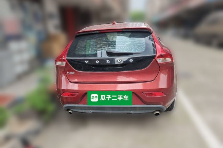 Used Volvo V40 2015 1.6T Zhiya Edition Rear