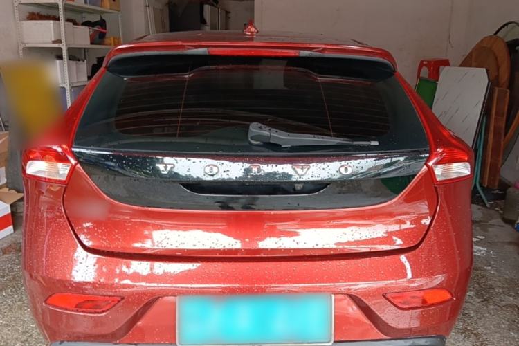 Used Volvo V40 2015 1.6T Zhiyi Edition Rear