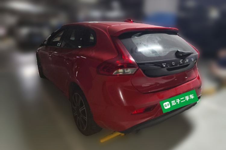 Used Volvo V40 2015 1.6T Zhiyi Edition Rear Left 45 Deg