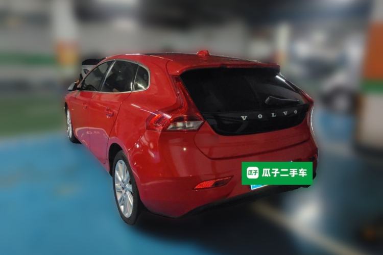 Used Volvo V40 2015 1.6T Zhiya Edition Rear Left 45 Deg