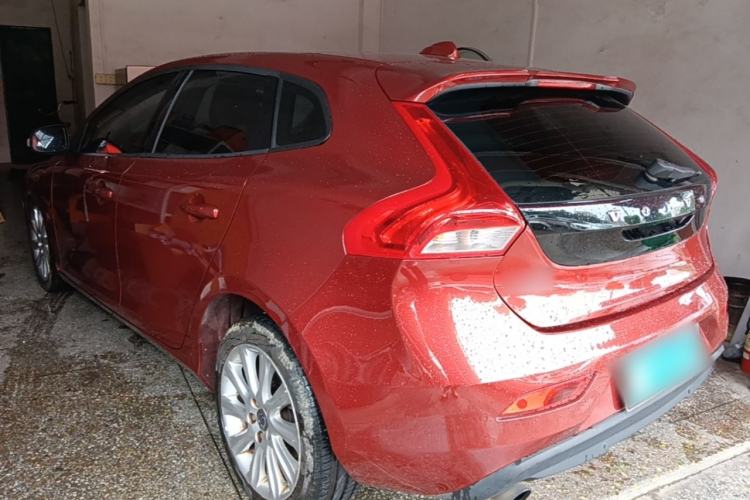 Used Volvo V40 2015 1.6T Zhiyi Edition Rear Left 45 Deg