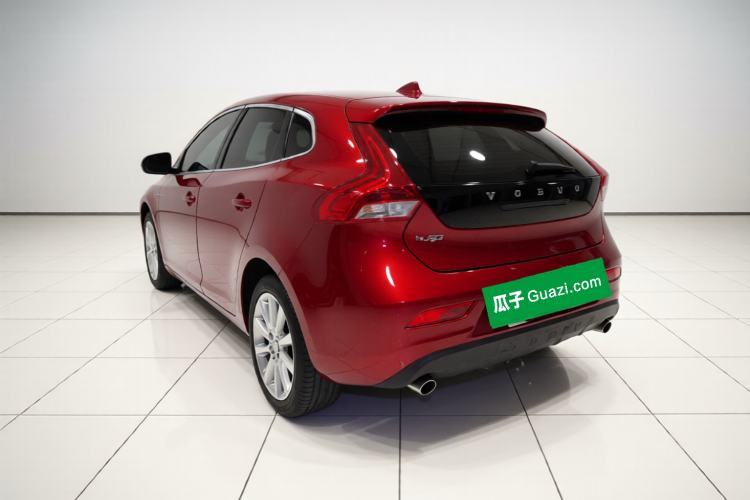 Used Volvo V40 2015 1.6T Zhiyi Edition Rear Left 45 Deg