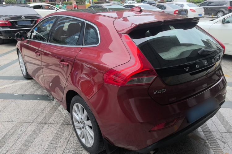Used Volvo V40 2015 1.6T Zhiya Edition Rear Left 45 Deg