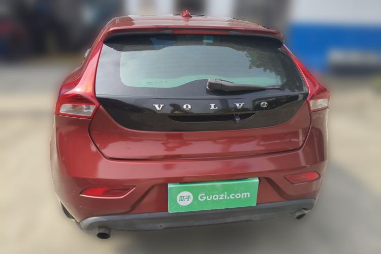 Used Volvo V40 2015 1.6T Zhiyi Edition Rear
