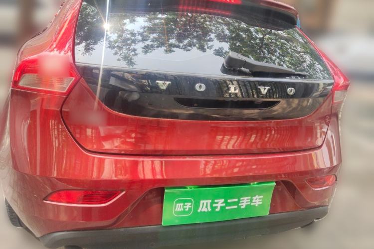 Used Volvo V40 2015 1.6T Zhiya Edition Rear