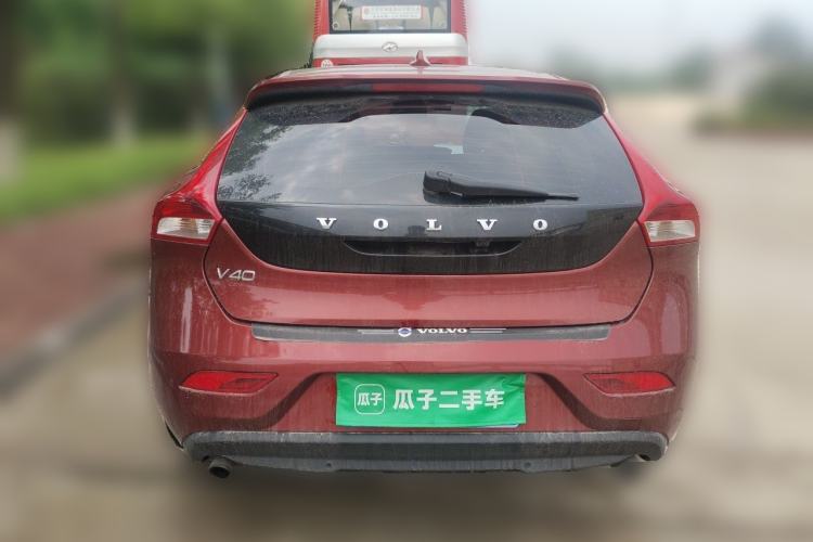 Used Volvo V40 2015 1.6T Zhiya Edition Rear