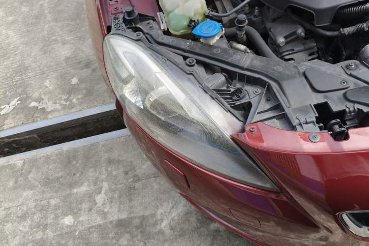 Used Volvo V40 2015 1.6T Zhiyi Edition Right Front Headlight