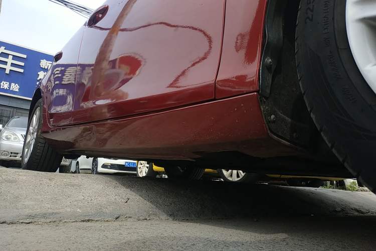 Used Volvo V40 2015 1.6T Zhiya Edition Right Side Sill