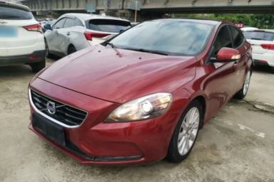 Used Volvo V40 2015 1.6T Zhiyi Edition