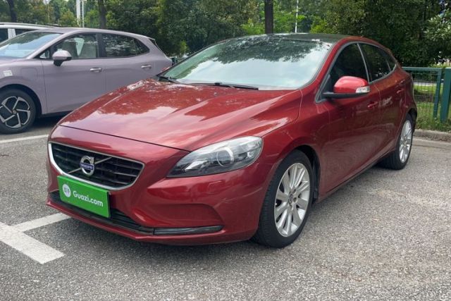 Used Volvo V40 2015 1.6T Zhiyi Edition