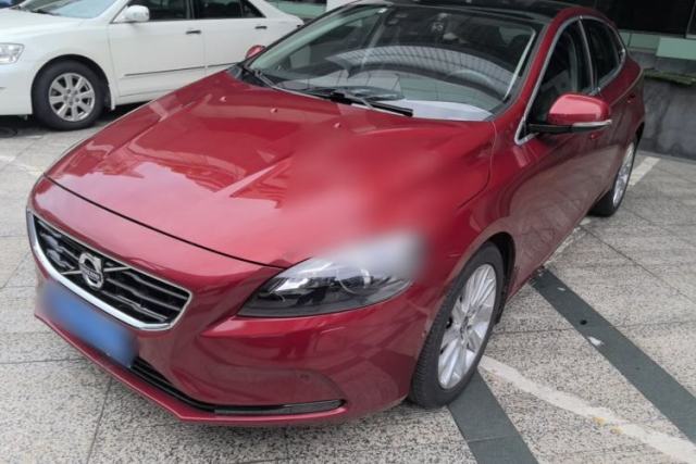 Used Volvo V40 2015 1.6T Zhiya Edition