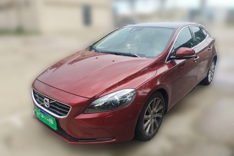 Used Volvo V40 2015 1.6T Zhiya Edition Guazi used car, China used car export, Used car for sale, Used  cars, Cheapest cars for sale
