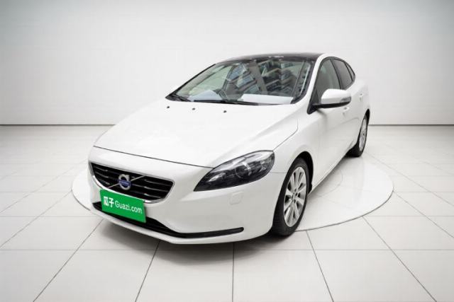 Used Volvo V40 2015 1.6T Zhiyi Edition