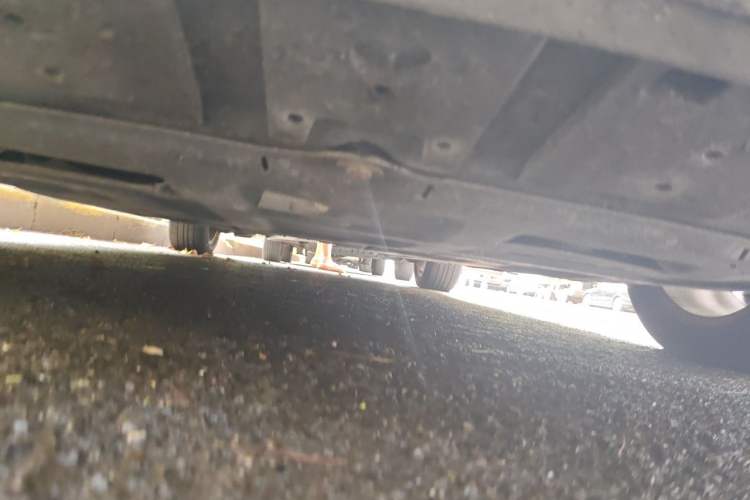 Used Volvo V40 2015 1.6T Zhiyi Edition Chassis Front