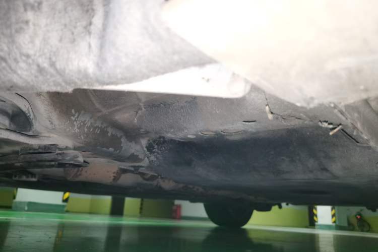 Used Volvo V40 2015 1.6T Zhiya Edition Chassis Front Left