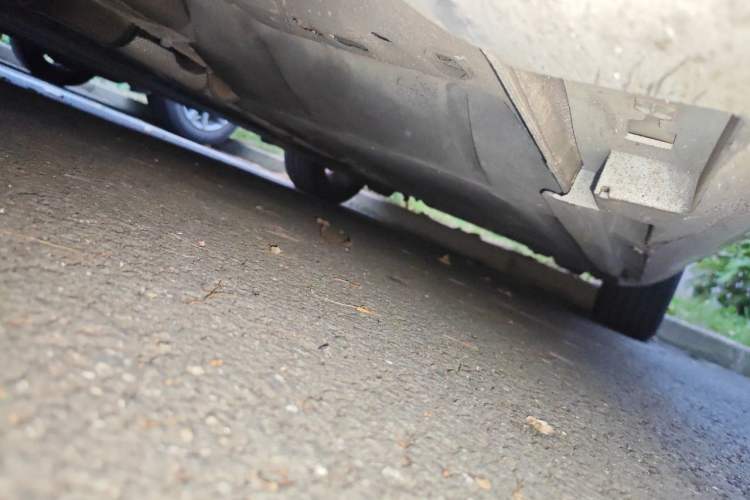 Used Volvo V40 2015 1.6T Zhiyi Edition Chassis Front Left