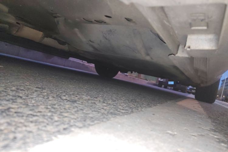 Used Volvo V40 2015 1.6T Zhiya Edition Chassis Front Left