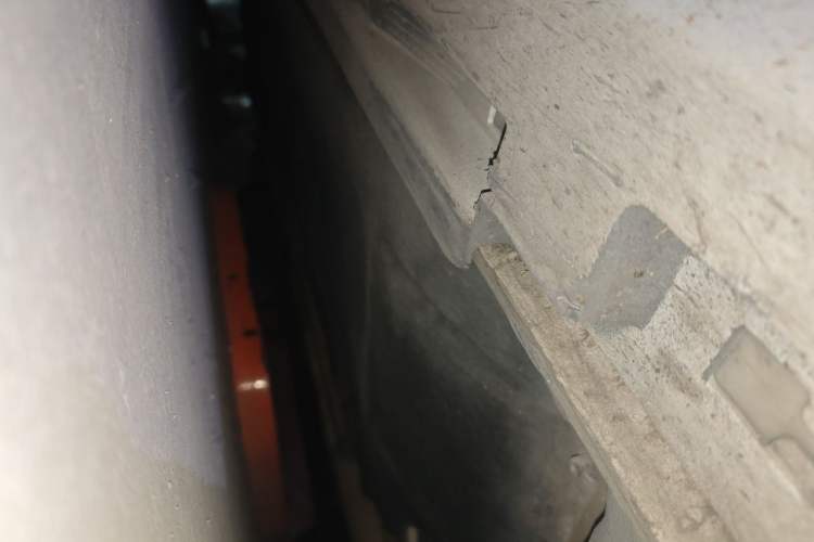 Used Volvo V40 2015 1.6T Zhiya Edition Chassis Front Right