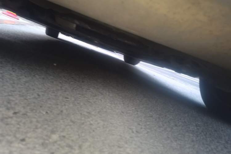 Used Volvo V40 2015 1.6T Zhiyi Edition Chassis Rear