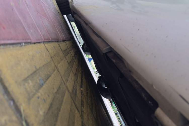 Used Volvo V40 2015 1.6T Zhiya Edition Chassis Rear Left