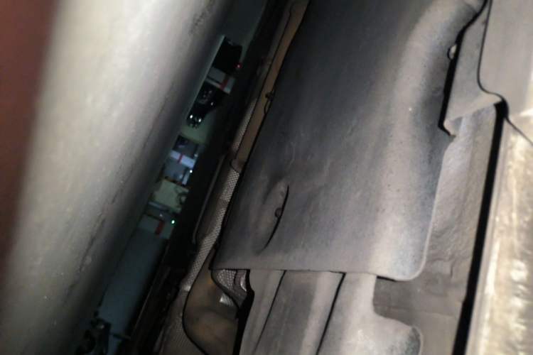 Used Volvo V40 2015 1.6T Zhiya Edition Chassis Rear Left