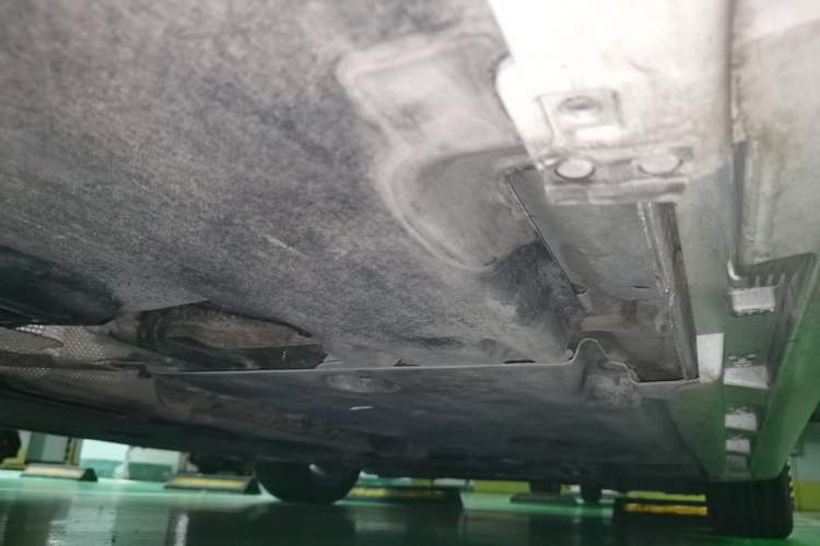 Used Volvo V40 2015 1.6T Zhiya Edition Chassis Rear Right