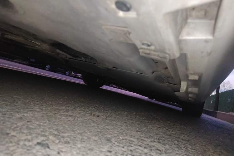 Used Volvo V40 2015 1.6T Zhiya Edition Chassis Rear Right