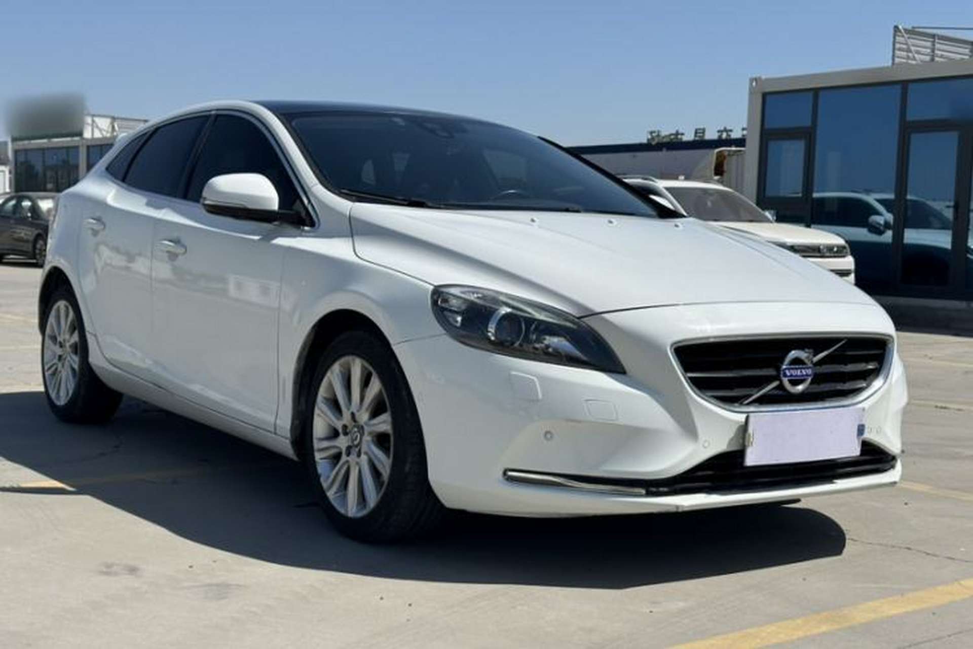 Used Volvo V40 2015 1.6T Zhiya Edition Exterior 10