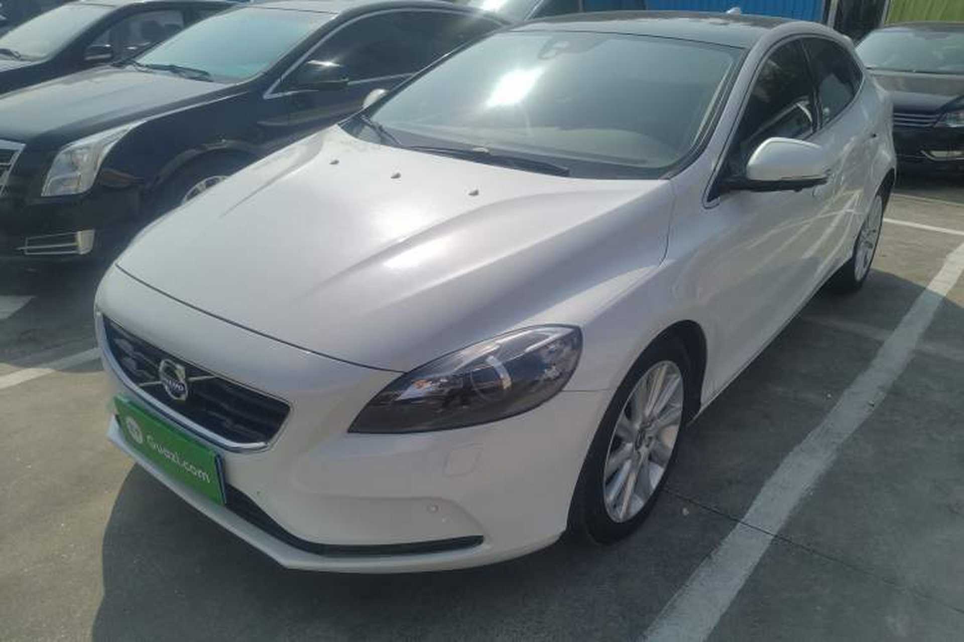 Used Volvo V40 2015 1.6T Zhiya Edition Front Left 45 Deg