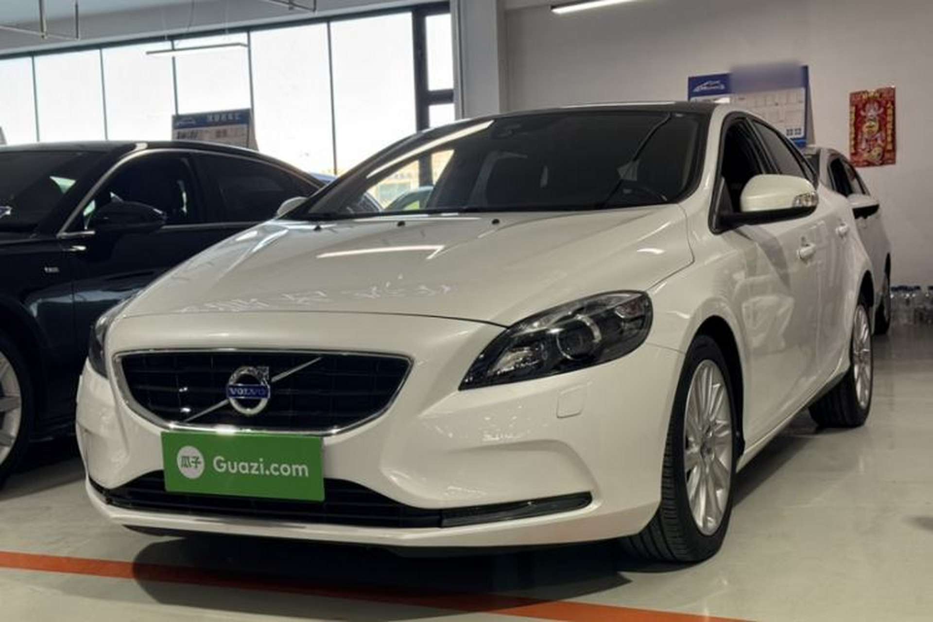Used Volvo V40 2015 1.6T Zhiyi Edition Front Left 45 Deg