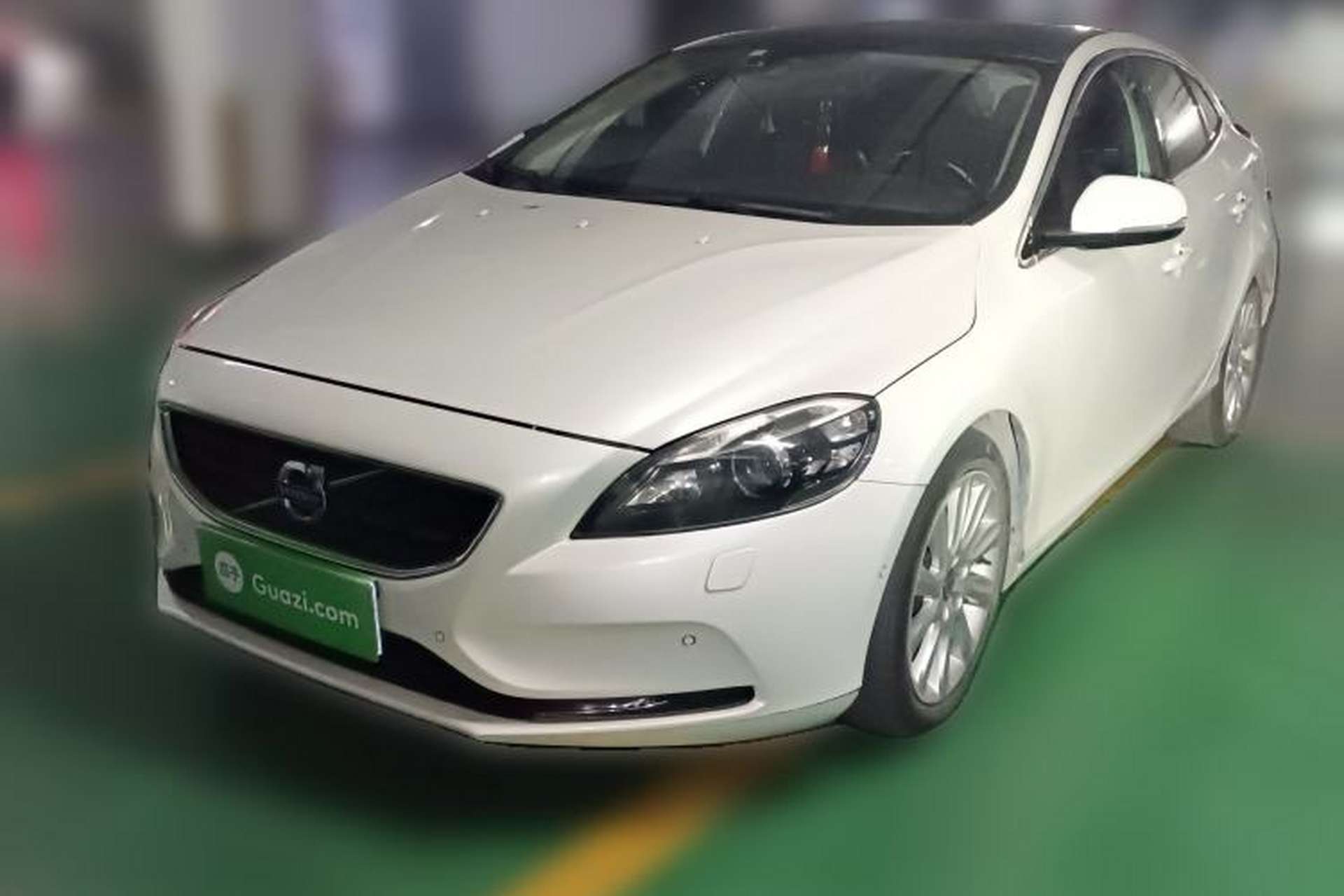 Used Volvo V40 2015 1.6T Zhiya Edition Front Left 45 Deg