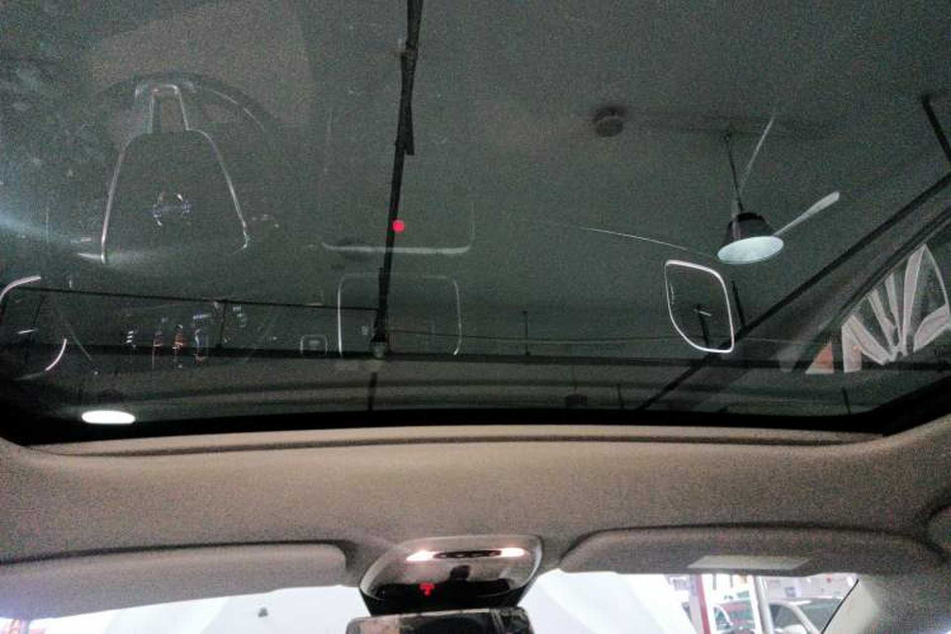 Used Volvo V40 2015 1.6T Zhiyi Edition Headliner