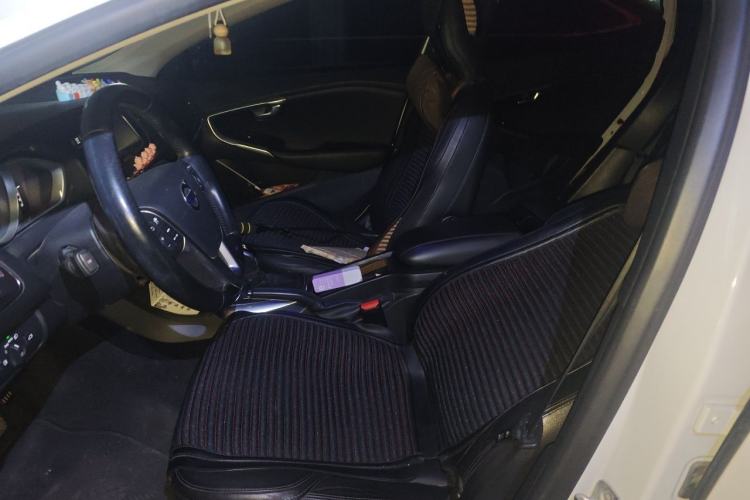 Used Volvo V40 2015 1.6T Zhiya Edition Left Front Seat