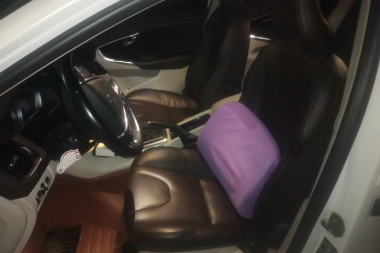 Used Volvo V40 2015 1.6T Zhiyi Edition Left Front Seat