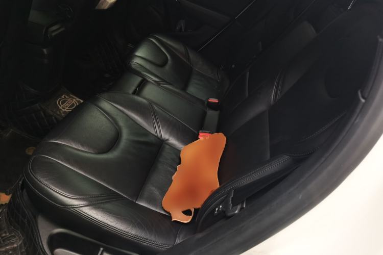 Used Volvo V40 2015 1.6T Zhiya Edition Left Rear Seat