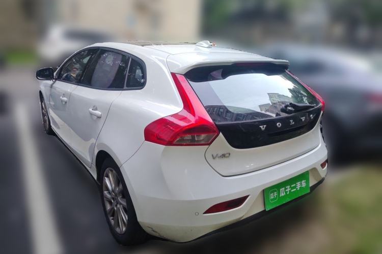 Used Volvo V40 2015 1.6T Zhiyi Edition Rear Left 45 Deg