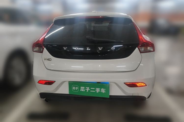 Used Volvo V40 2015 1.6T Zhiyi Edition Rear