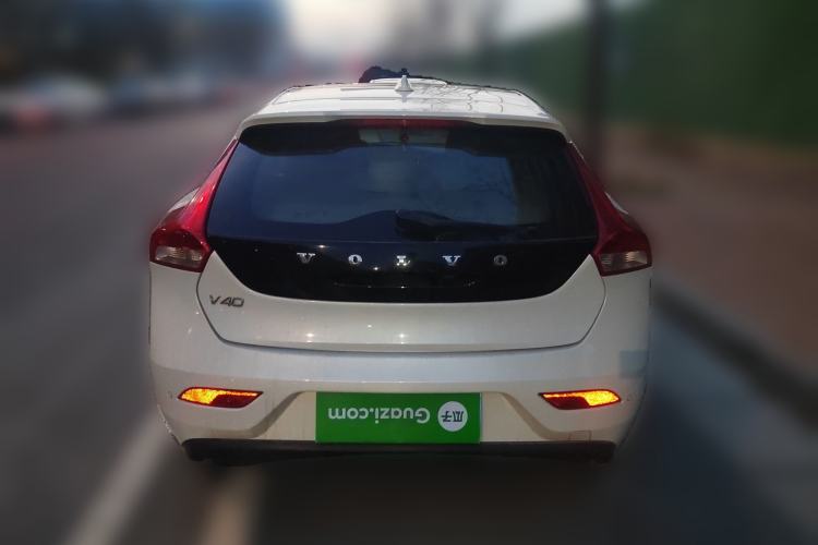 Used Volvo V40 2015 1.6T Zhiya Edition Rear