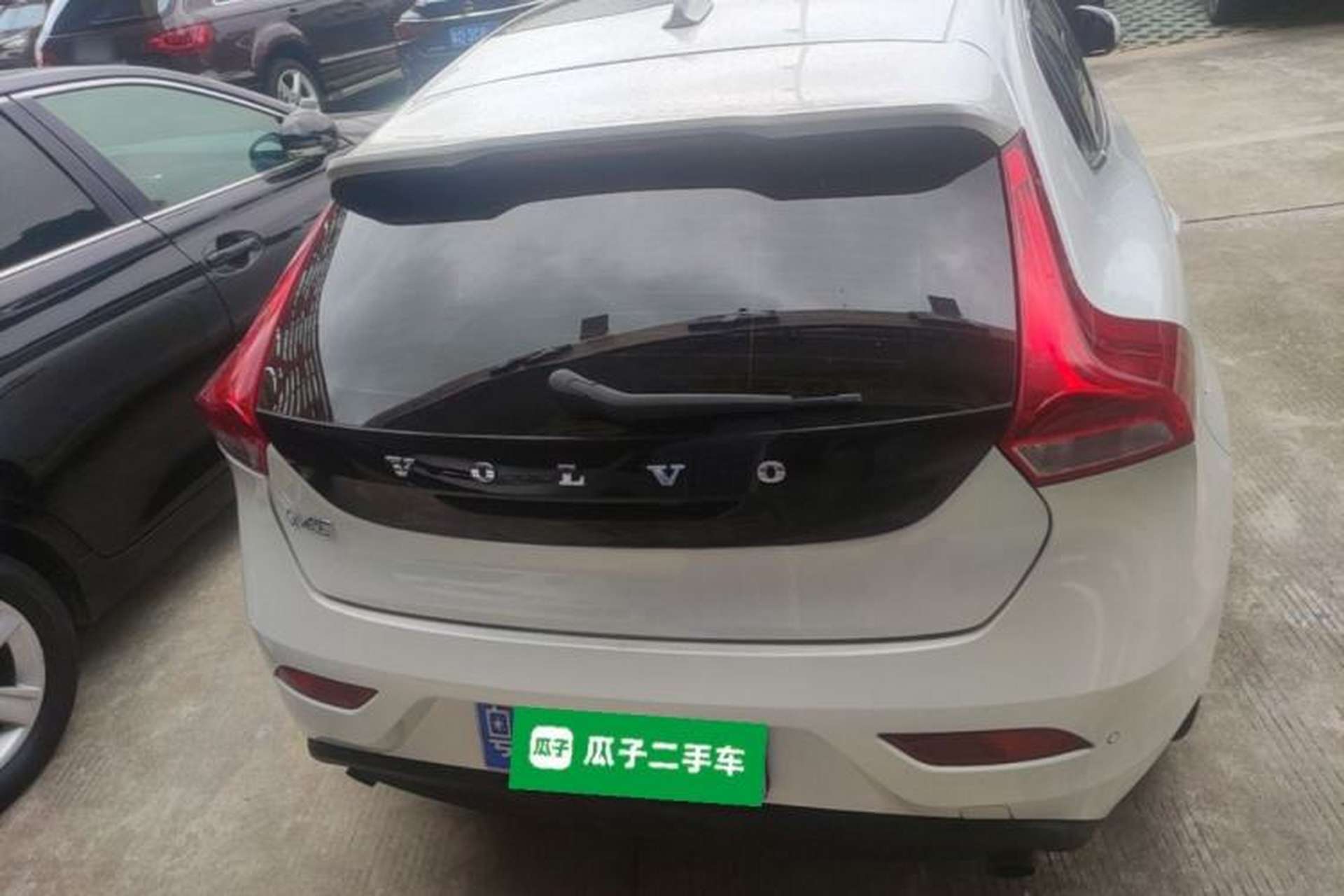 Used Volvo V40 2015 1.6T Zhiya Edition Rear