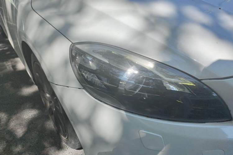 Used Volvo V40 2015 1.6T Zhiya Edition Right Front Headlight