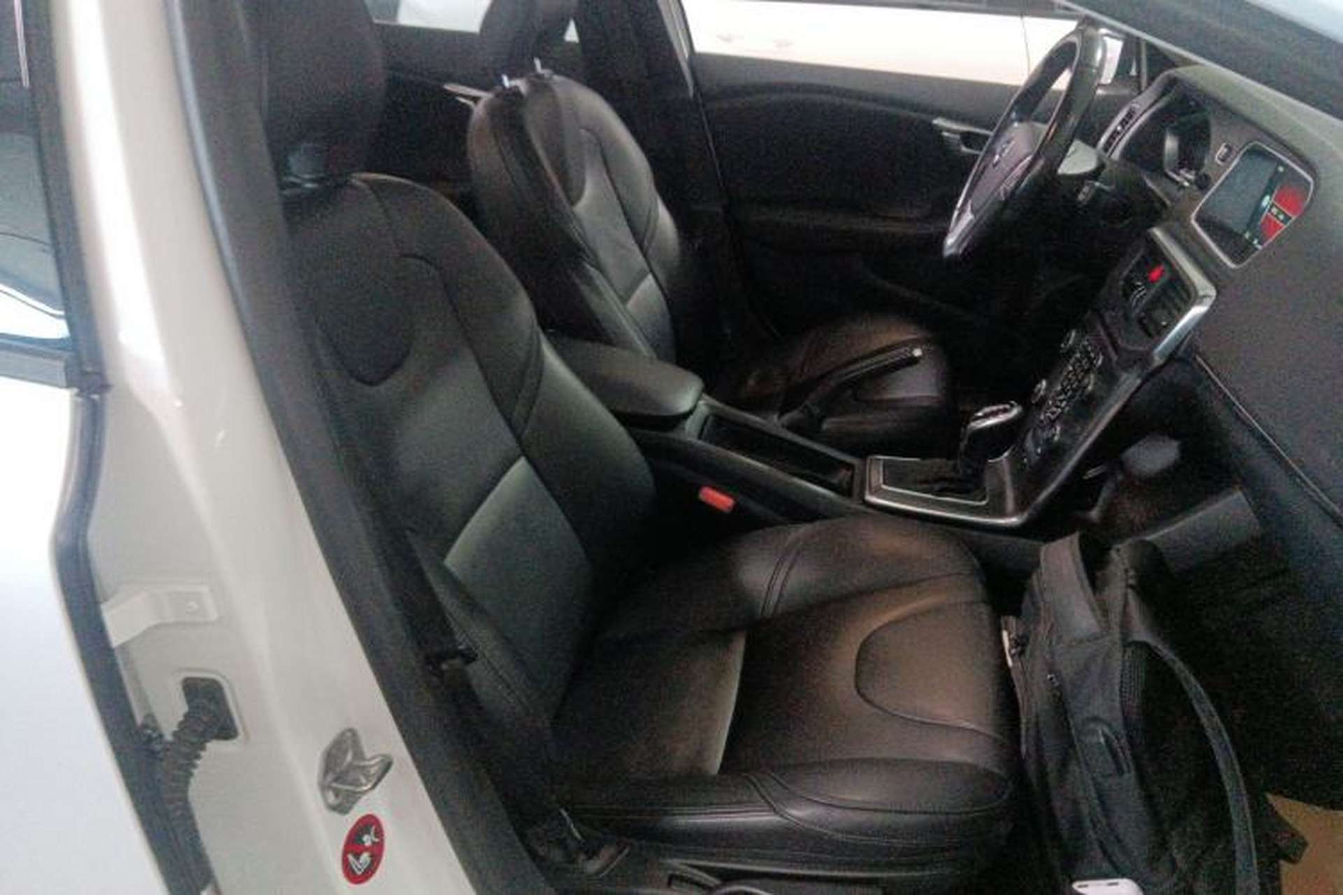Used Volvo V40 2015 1.6T Zhiyi Edition Right Front Seat