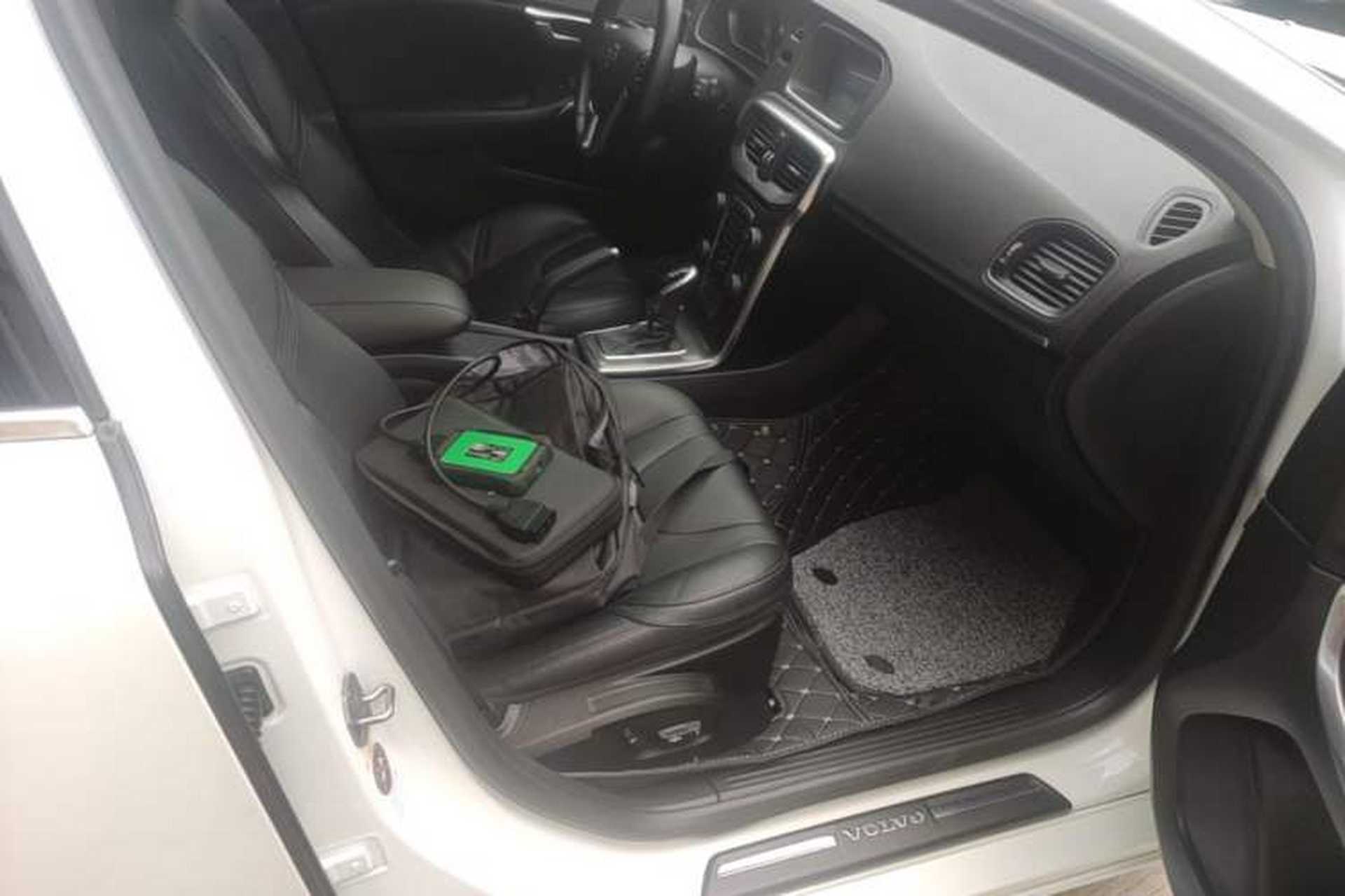 Used Volvo V40 2015 1.6T Zhiya Edition Right Front Seat