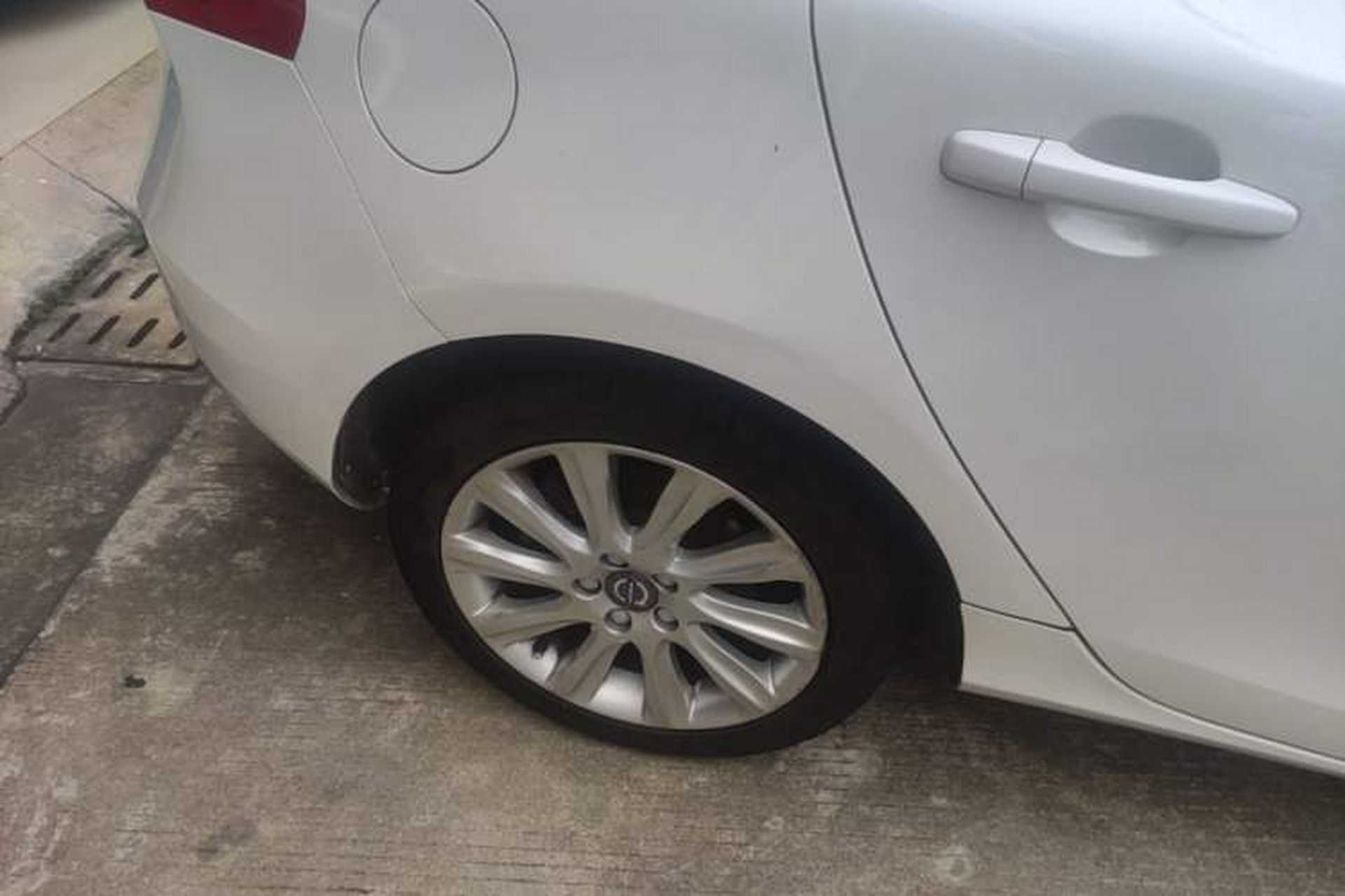Used Volvo V40 2015 1.6T Zhiya Edition Right Rear Wheel Hub