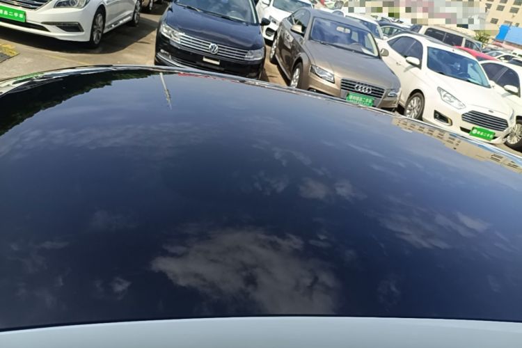 Used Volvo V40 2015 1.6T Zhiyi Edition Roof