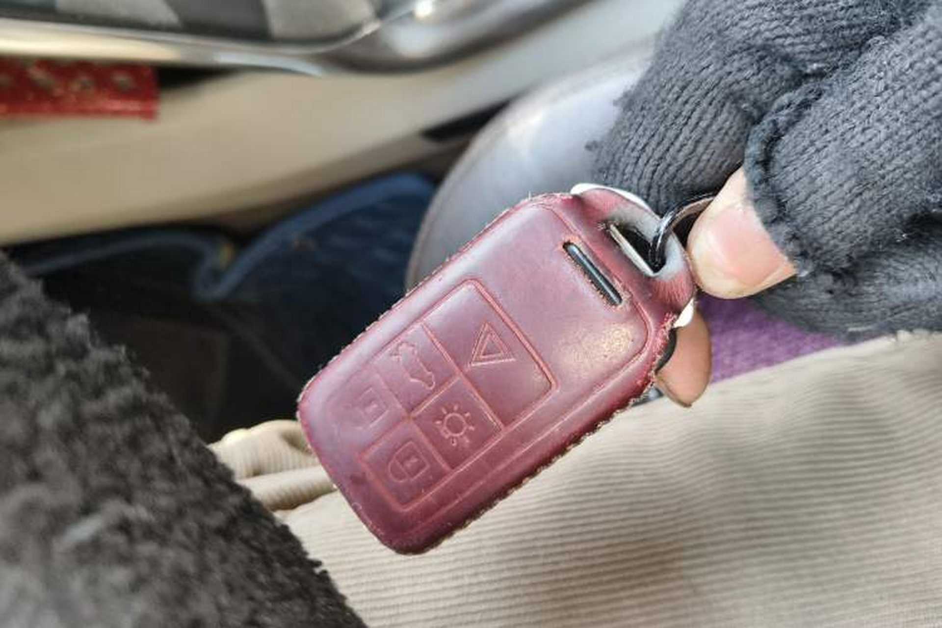 Used Volvo V40 2015 1.6T Zhiyi Edition Vehicle Key